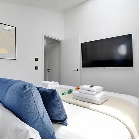 Cmg Voltaire Nation Апартаменты