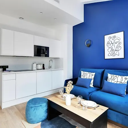 Cmg Voltaire Nation Париж