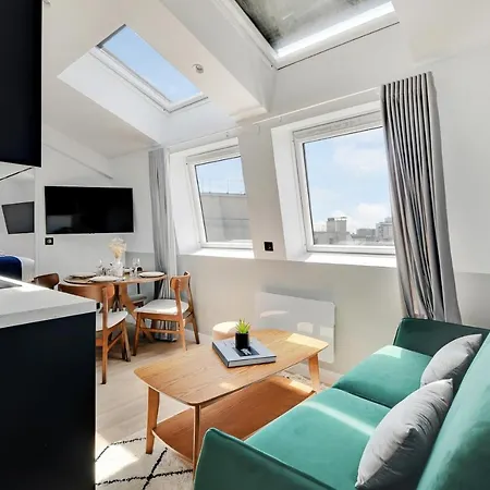 Cmg Voltaire Nation Apartment *