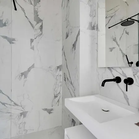 Апартаменты Cmg Voltaire Nation Париж