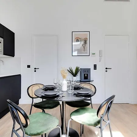 Apartamento Cmg Voltaire Nation